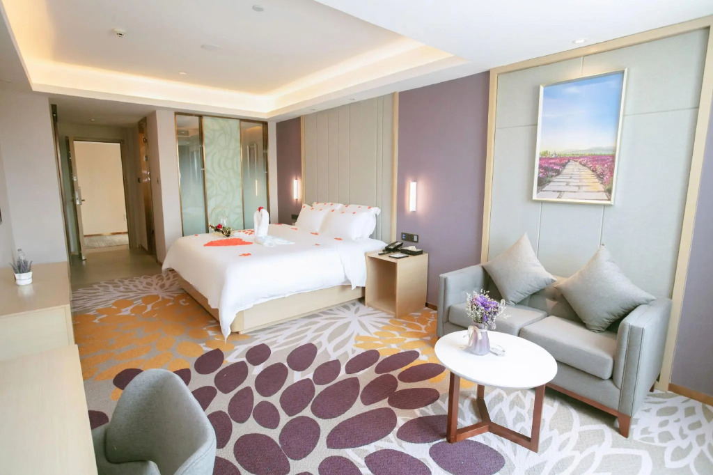Lavande Hotels Shenzhen Pingshan High Speed Railway Station