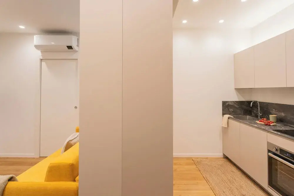 Rezia Apartments by Rent All Como