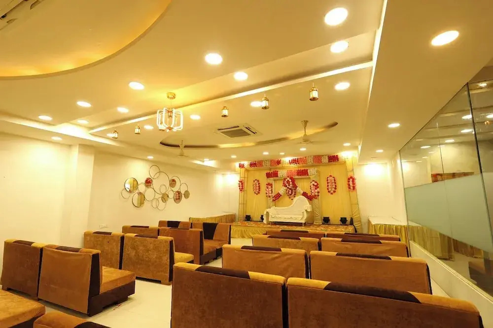 Hotel Darbar-E-Khas