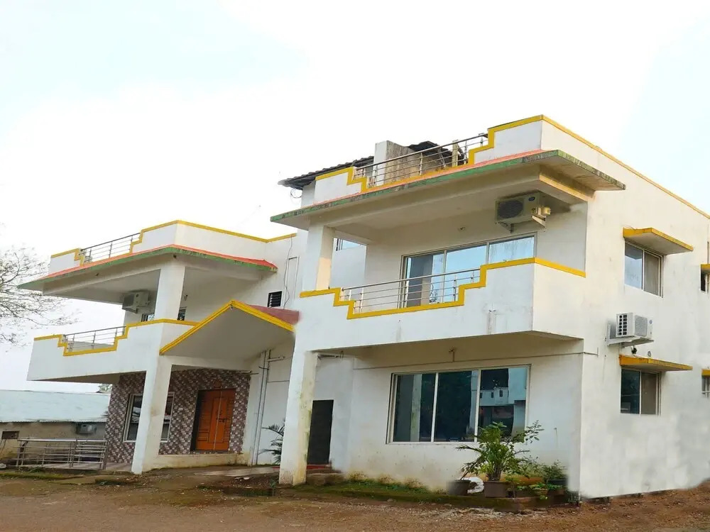 Royal Inn By OYO Rooms