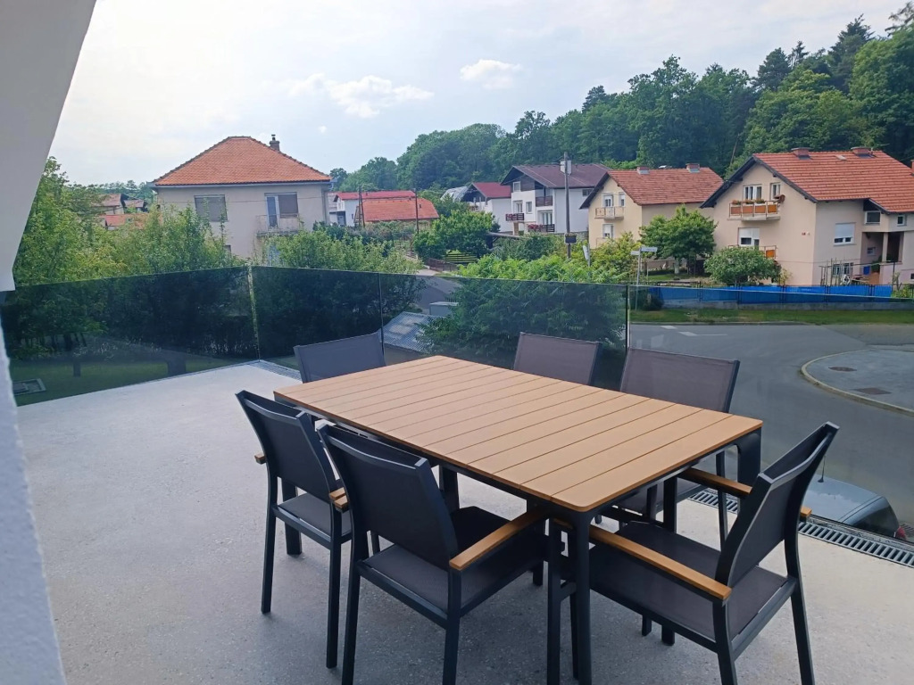 Luxury Family Apartment with Terrace FRIGO