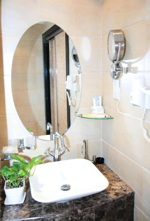 Free Comfort Holiday Hotel