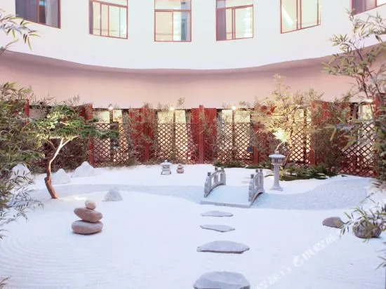 Sanpinxiang Boutique Hotel (Shanghai Jiuting Laifang Road Branch)
