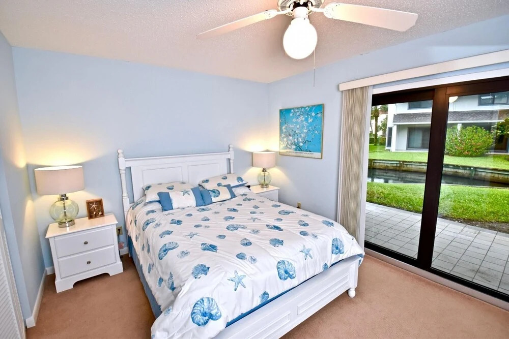 Sea Winds 64 - Renovated Sea Winds Condo Ocean Peek 1 Car Garage