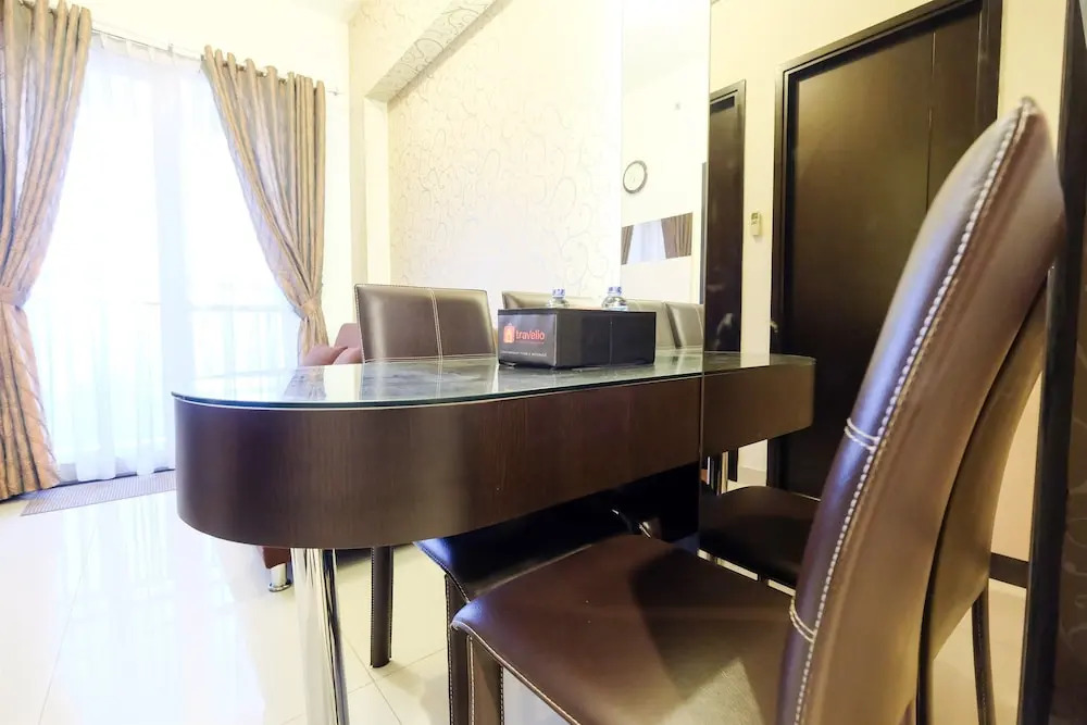 Homey Westmark Tanjung Duren Apartment near Taman Anggrek