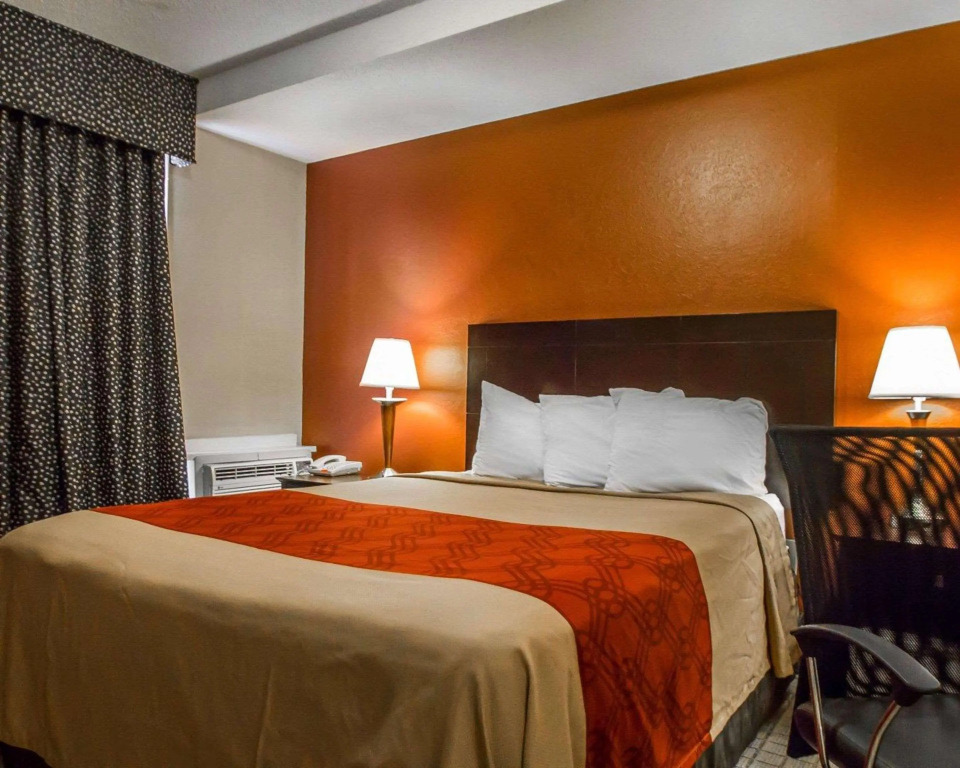 Econo Lodge Inn & Suites Old Saybrook - Westbrook