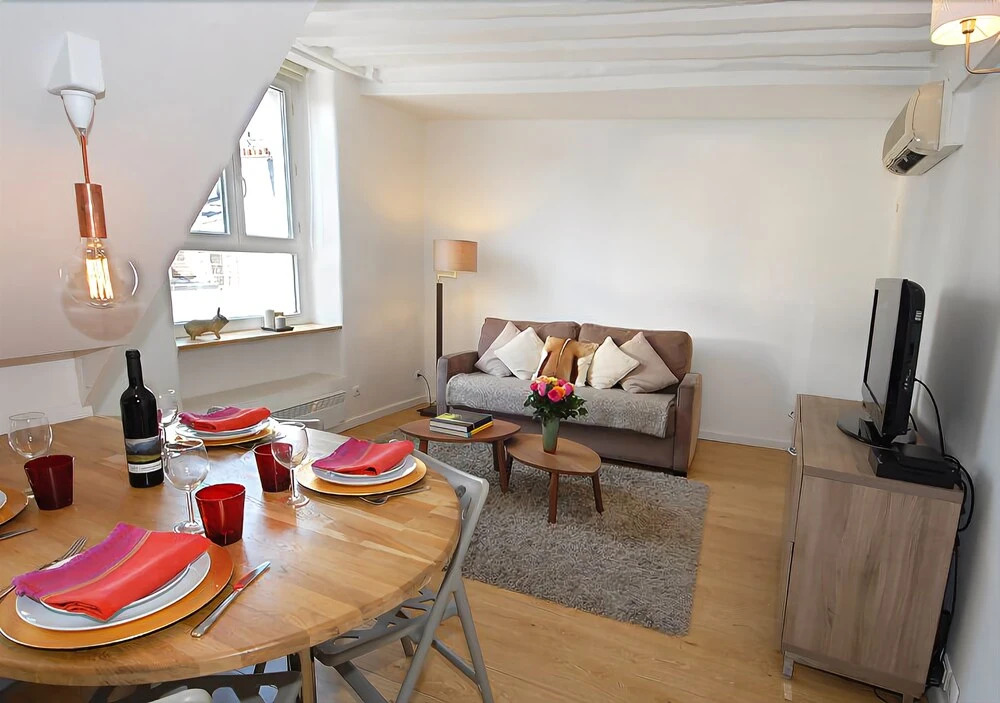 HolidaysInParis - Bourg Tibourg