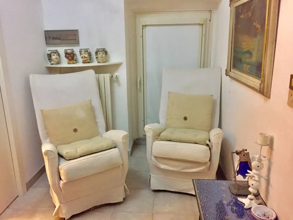 Levante Rooms