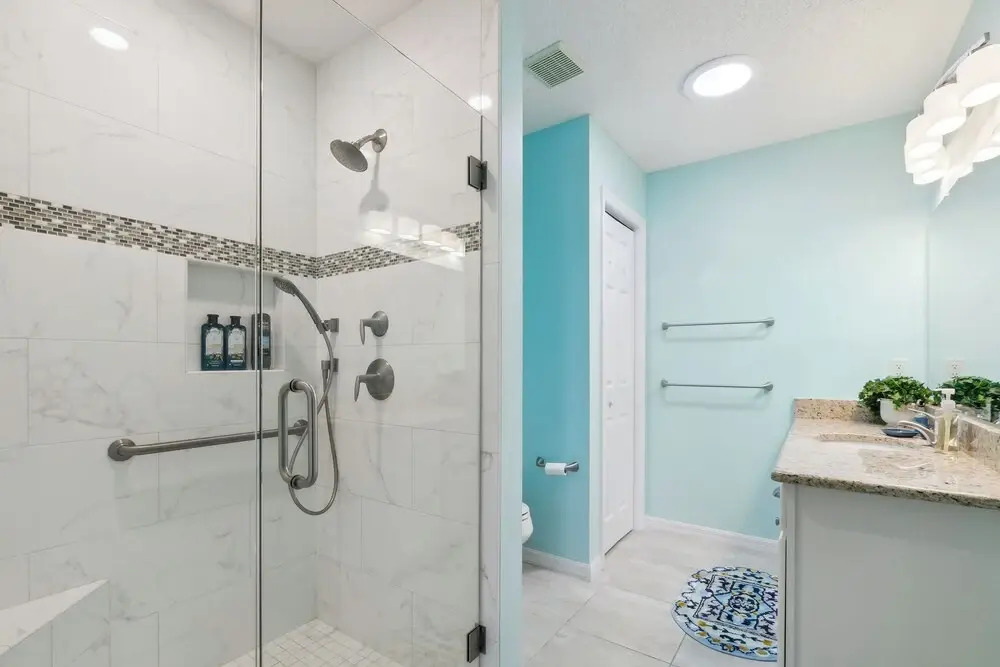 Charming Designer Home Near Lake Sumter
