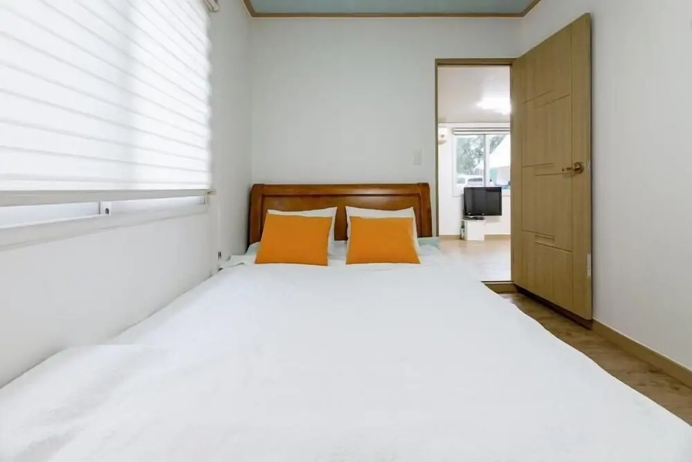 Nami Island Nara Spa Pension