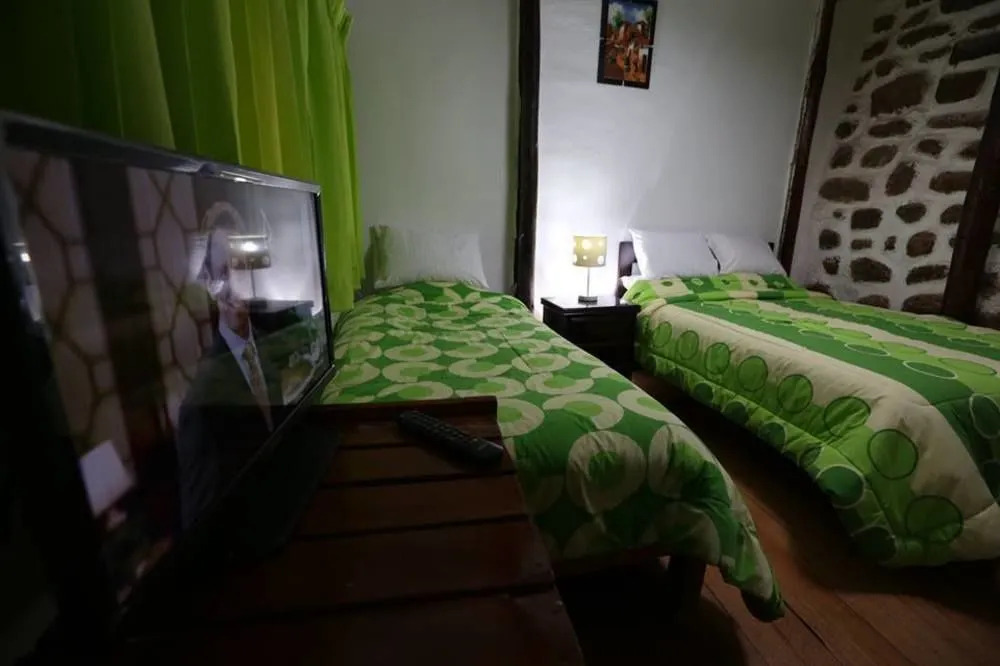 Iguana Point Hostel