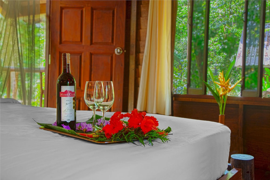 Khao Sok Riverside Cottages