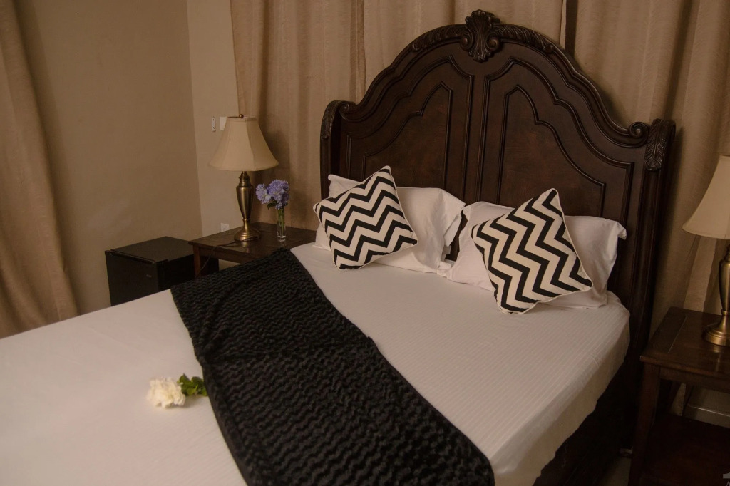 Appiah's Royal Suites