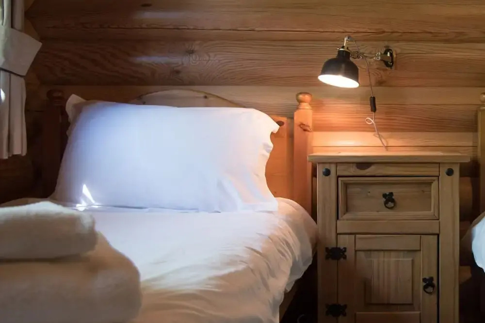 Oak Lodge With Hot Tub, Kingfishers