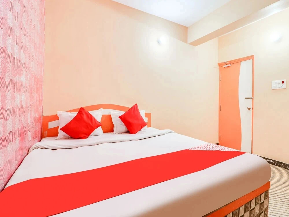 Triotel Hotels And Banquets Opc by OYO Rooms