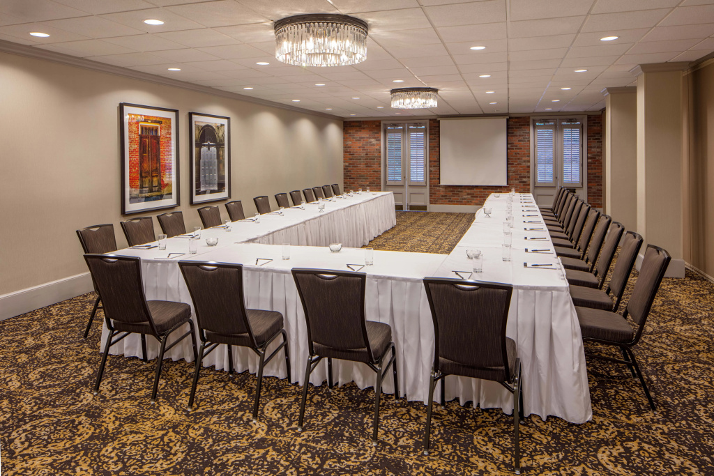 Holiday Inn Hotel French Quarter-Chateau Lemoyne by IHG