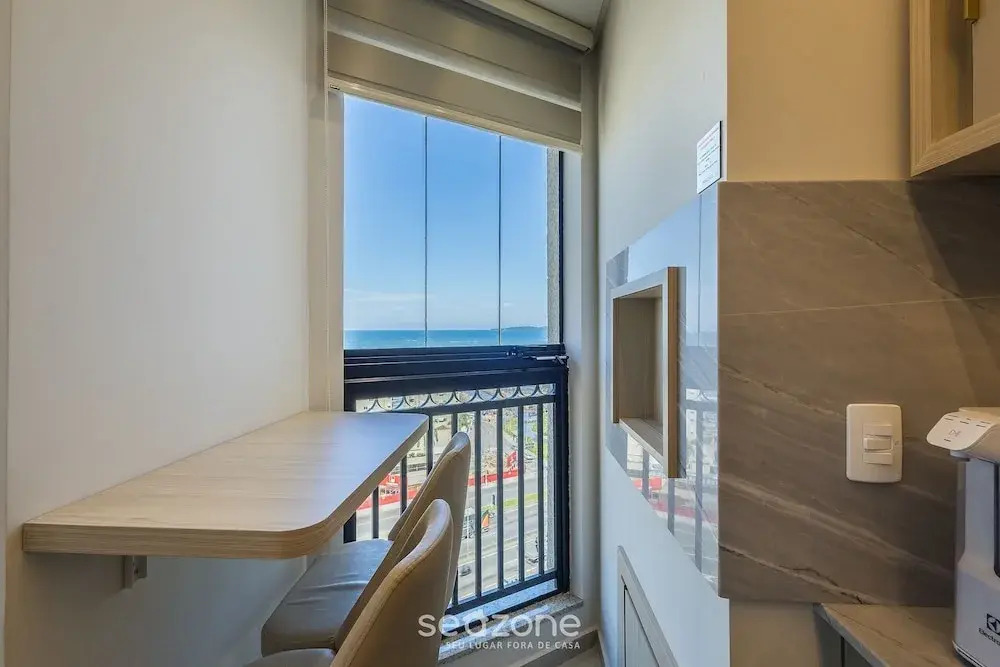 Fully Equipped Apartments With a Prime Location 600 m From Itapema Beach Lprs