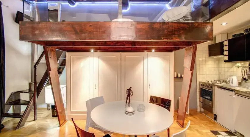 Luxury and Romantic Apartment In Piazza Farnese