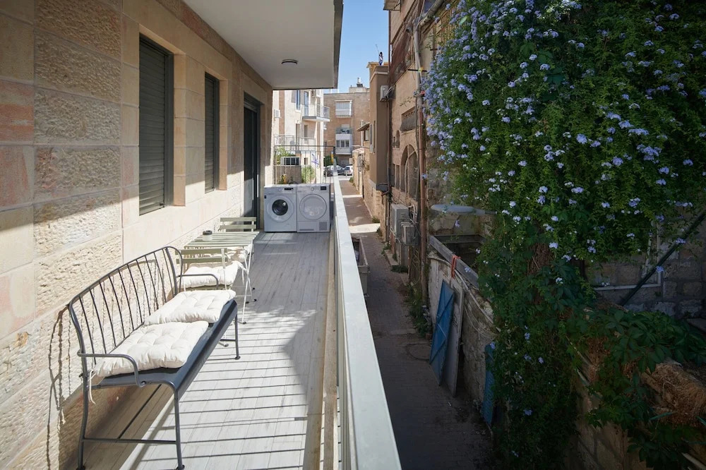 Machene Yehuda Vacation Apartments By Raphael Hotels