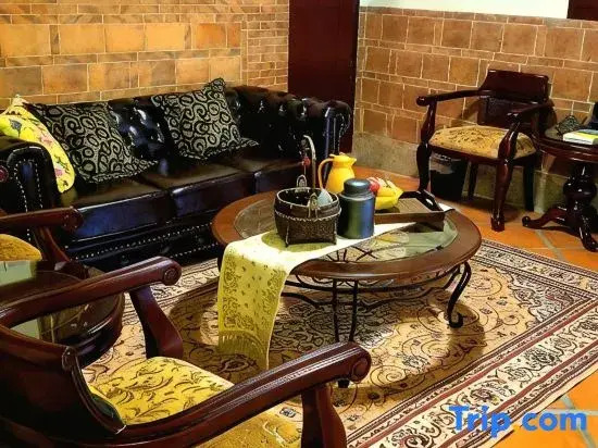 Hsiao Chu Chia Chu Ancient Western-Style Building Inn(He Jingyan Residence)