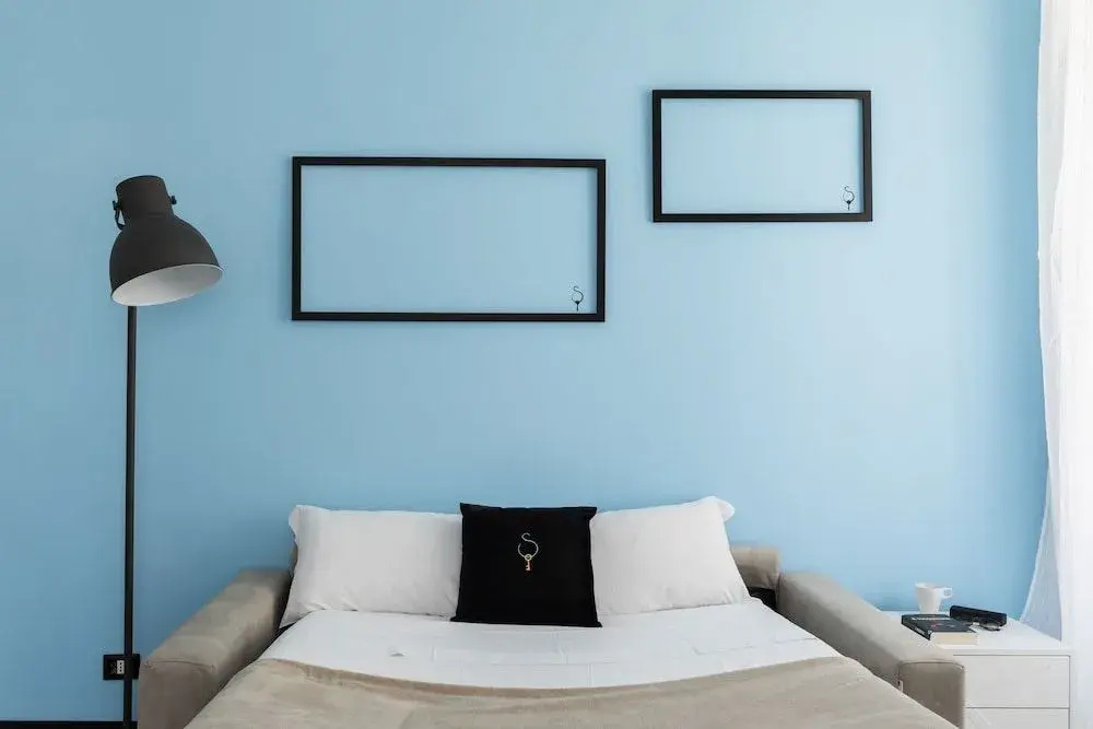 A World Aparts - The Artist's Suite