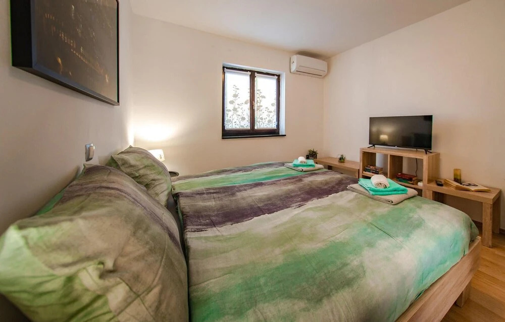 Nice Home in Stifanici With Wifi and 1 Bedrooms