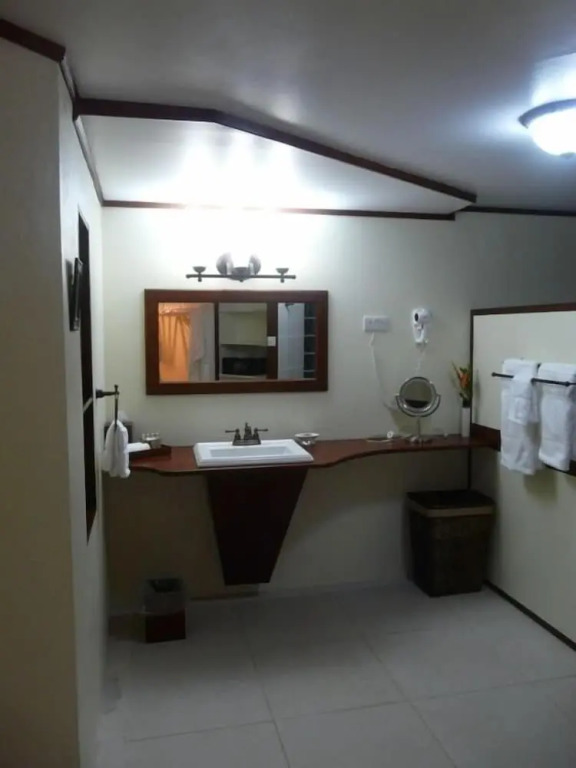 Spring Hotel Bequia