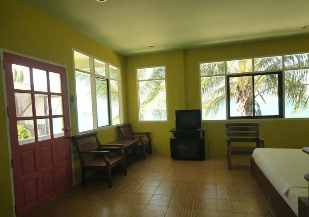 Shady Resort