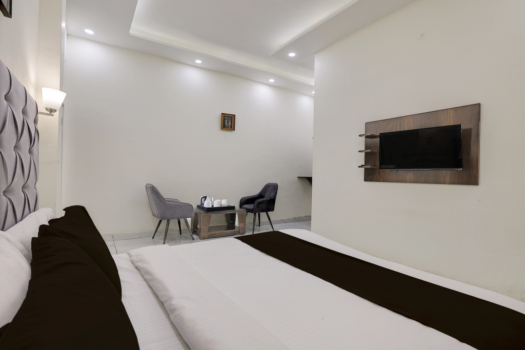 Super Hotel O Clock Tower Dehradun Formerly Dooncity Suites