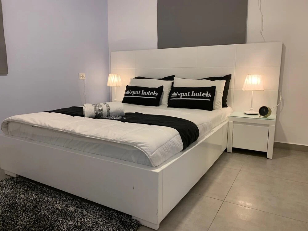 Spat Apartments
