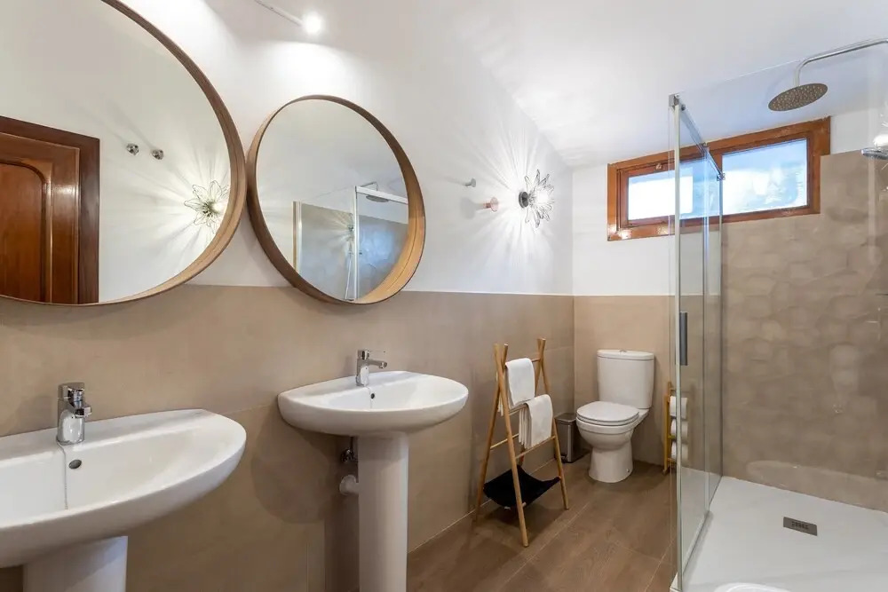 6 Bd Villa With Swimming Pool Close to City Center - Casa del Cadí