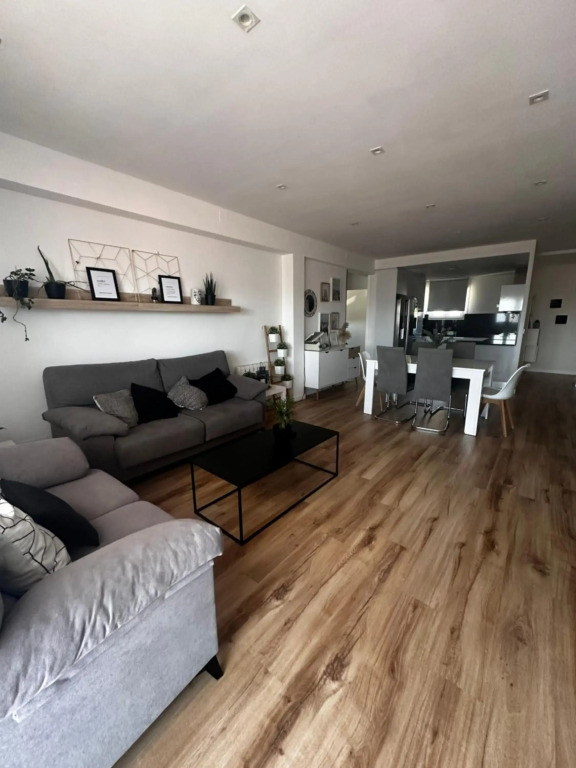 Apartamento con piscina en el centro de Sanxenxo