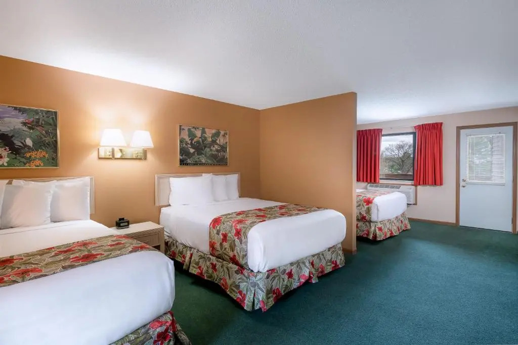Natura Aloha Beach Resort