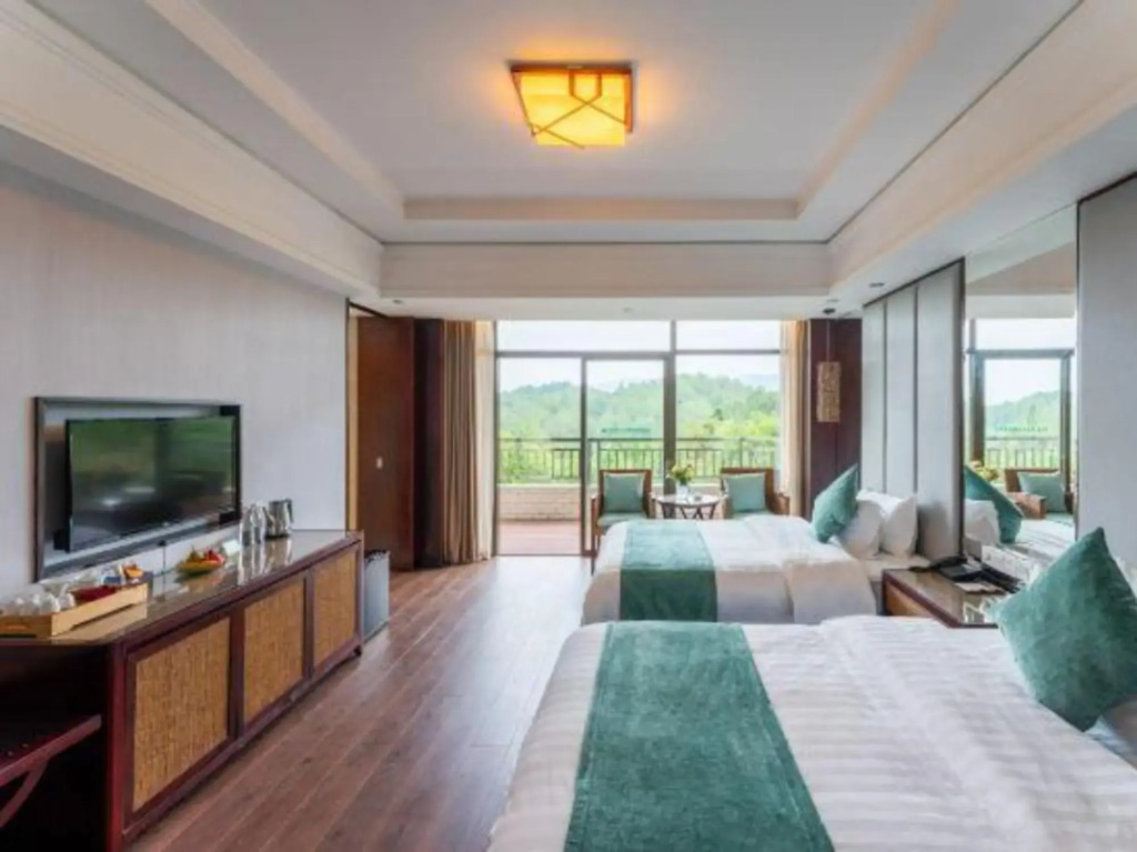 Wuyishan  Scenery Hotel