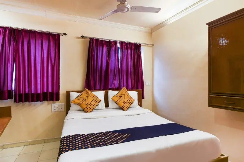 SPOT ON 49752 Hotel Super Guest House