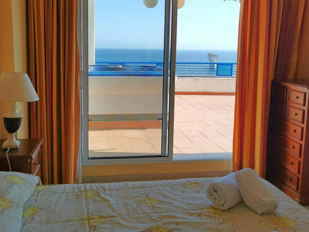 Frontal Sea Views 368