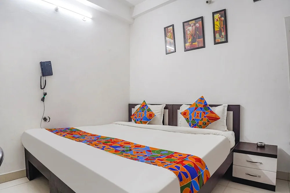FabHotel The Vinayak