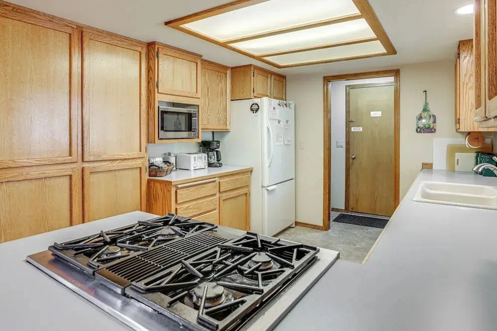 Private Hot Tub & Sharc Passes! Sunriver Home