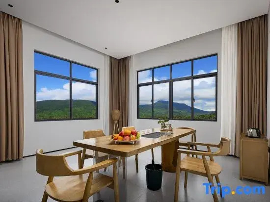 Twin Homestay (Wanning Shimeiwan Tourism Highway)