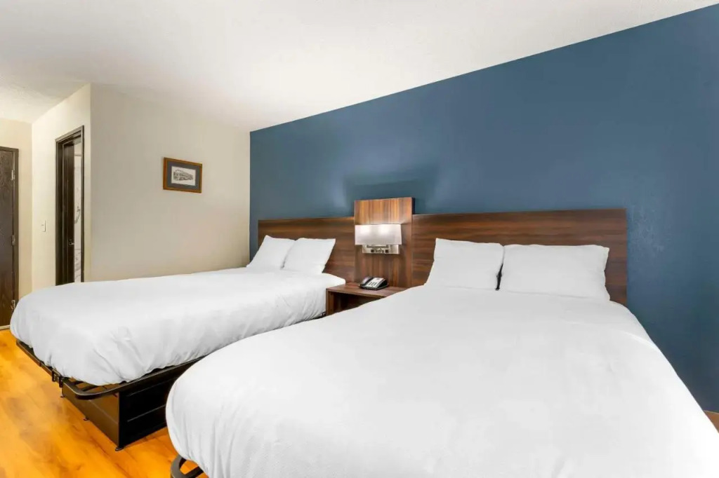 Econo Lodge Lavale
