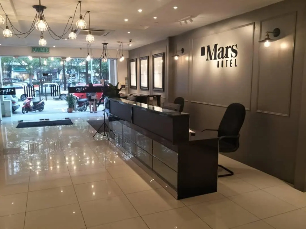 Mars Hotel