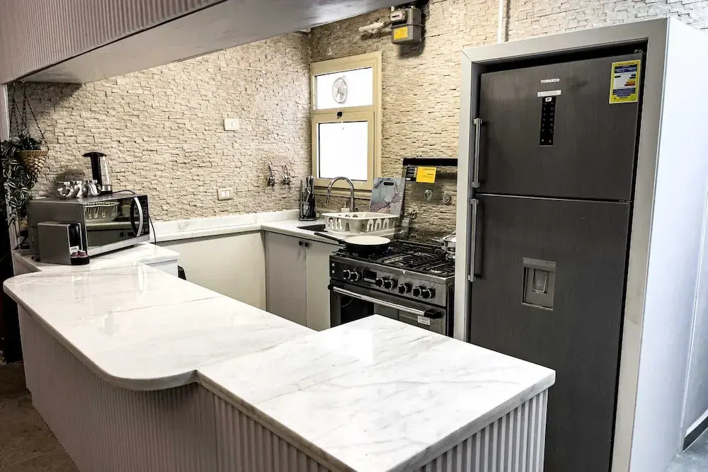 Xuru Stays I Elegant & Modern 3 BDR Apt. @ Heliopolis