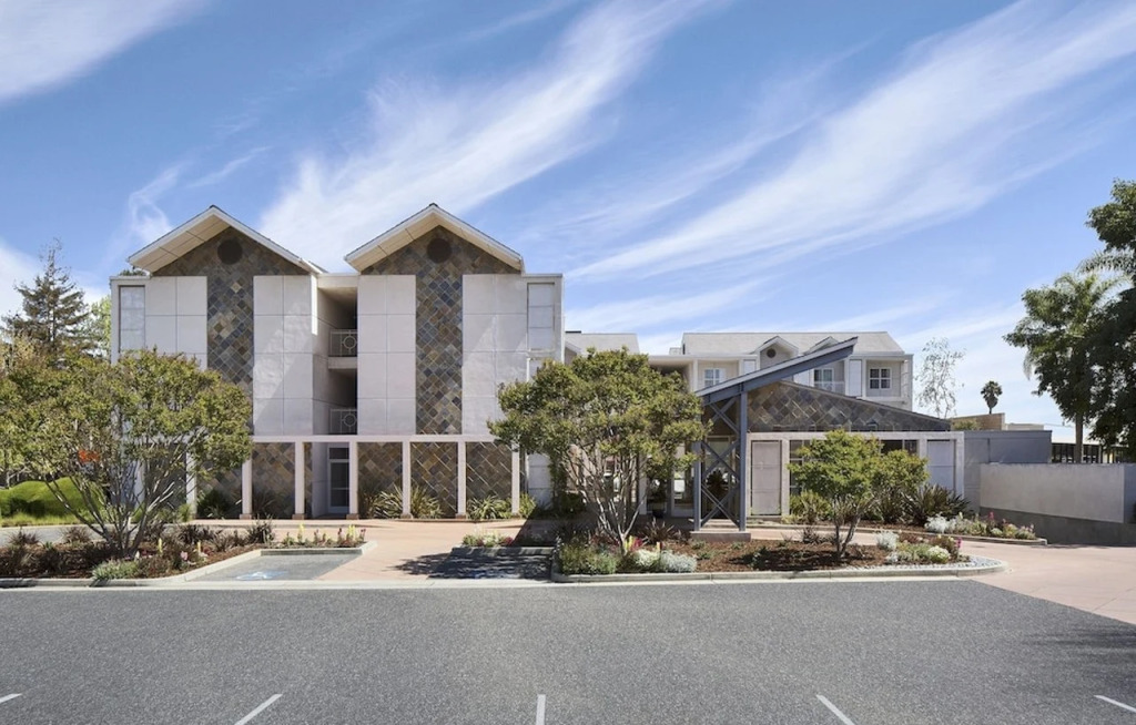 Corporate Inn Sunnyvale - All-Suite Hotel