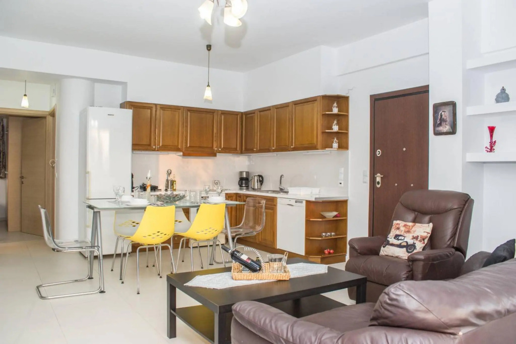 Ninas Villa, Cosy Seaview Retreat