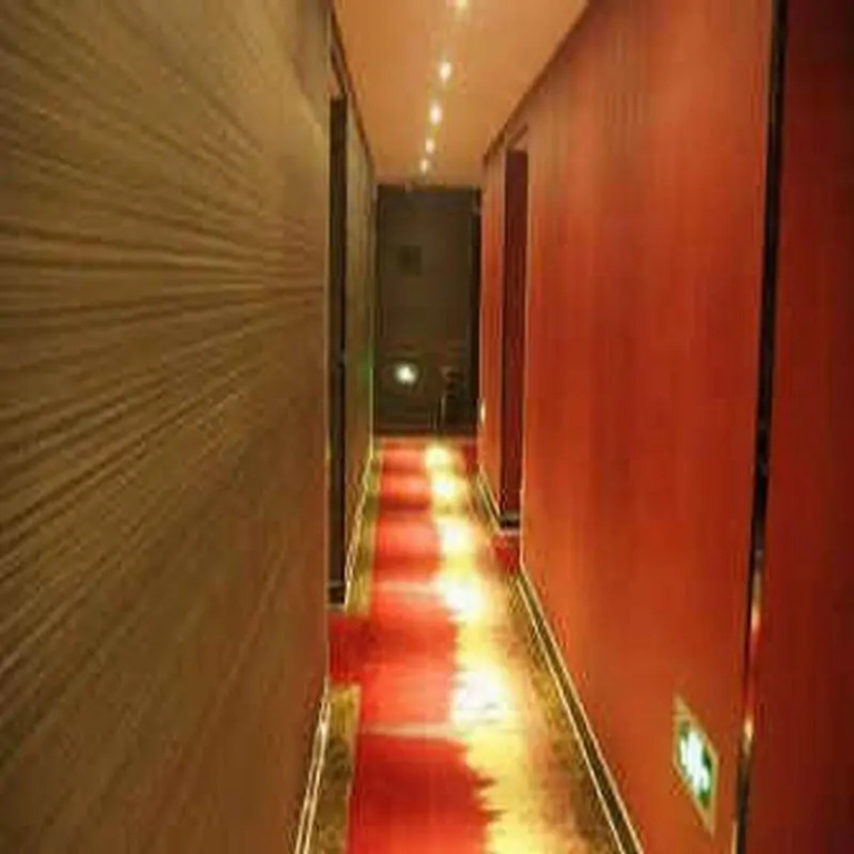 Super 8 by Wyndham Urumqi Airport Ji Chang Bei Qu