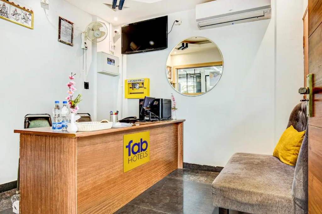 Hotel The Sun Suites - Yelahanka