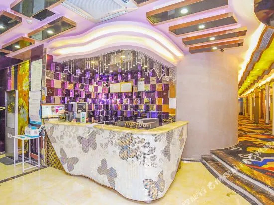 曼之雅主题酒店(上海昌平路地铁站店)