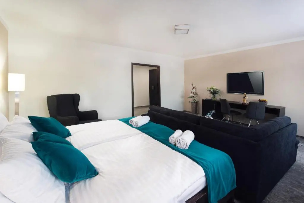 Hotel Crystal