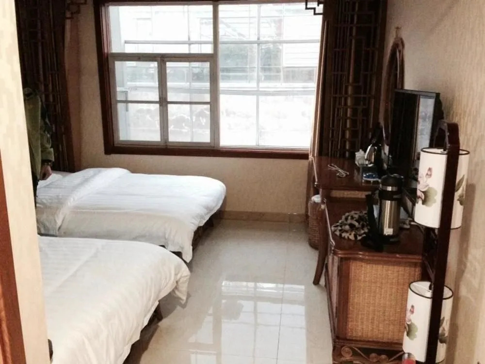 Lingshi Villas