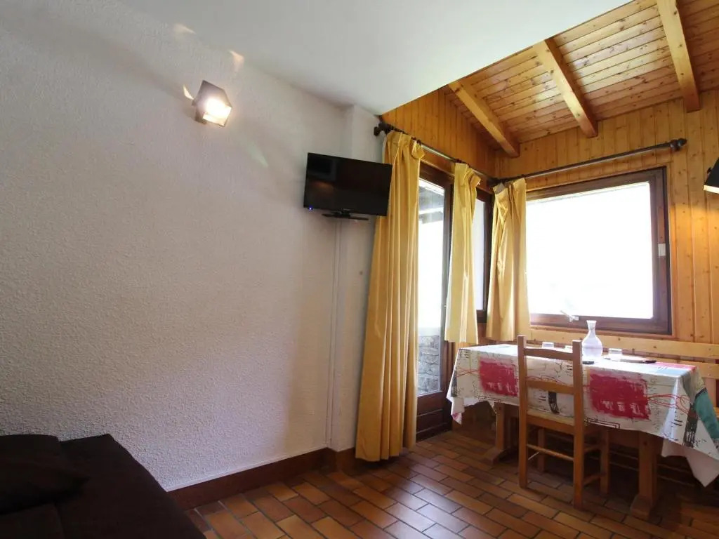 Studio Lanslevillard, 1 pièce, 4 personnes - FR-1-508-219